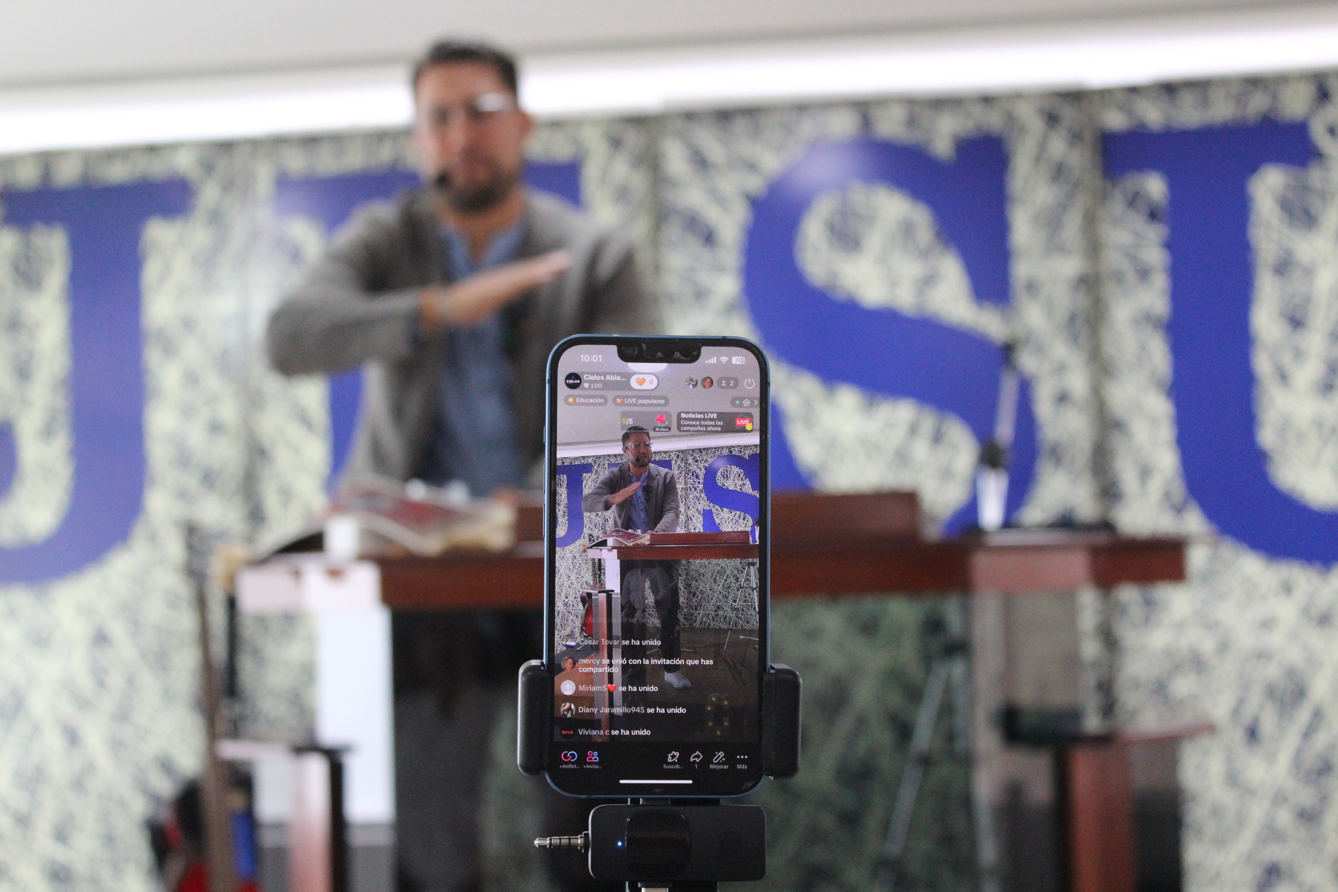 Familia pastoral en servicio